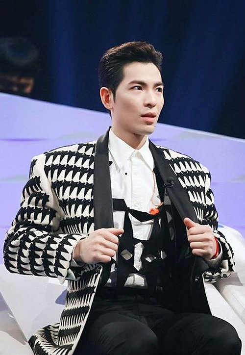 热议爆棚！娱乐圈吃瓜群龚俊引关注，揭秘幕后真相